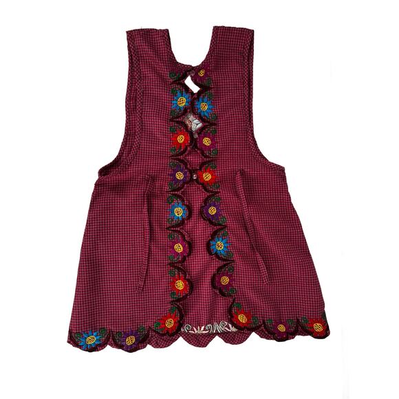 Reds Mexican Embroidered Apron – Basic Handmade Apron with Floral Design - Picture 7 of 9